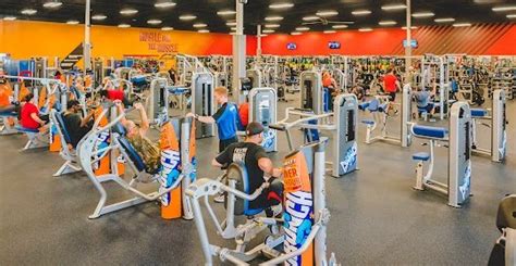 Crunch fitness kissimmee. Things To Know About Crunch fitness kissimmee. 