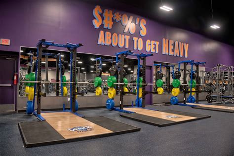 Crunch fitness sioux falls. The Crunch gym in Sioux Falls, SD fuses fitness and fun with certified personal trainers, awesome group fitness classes, a “no judgments” philosophy, and gym memberships starting at $9.99 a month. 