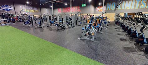 Mon - Sun: 5:00am - 11:00pm. Visit. 109 - 1380 London Rd. Sarnia, ON N7S1P8Get a Free Trial. Close. Flexible Membership Options. We know decision-making is hard, but don’t sweat it. Choose the membership that’s right for you and start perspiring to greatness. The Crunch Experience.. 