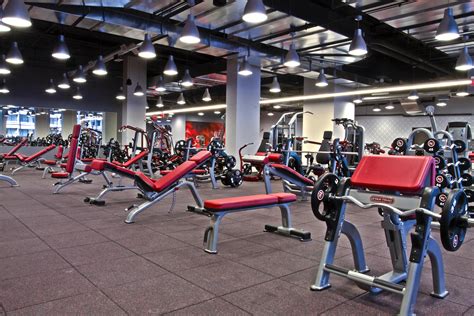 Finding the right gym can be a daunting task. With so many options available, it’s important to choose one that meets your individual needs and goals. Whether you’re a fitness enth.... 