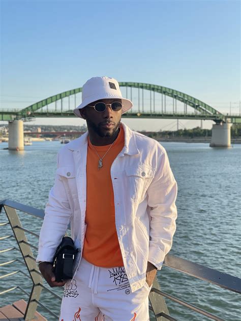 Crusoe Gongbay &ndash; University of New Mexico Lobos athletics