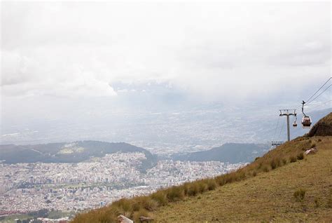 Cruz Mitchell Photo Quito