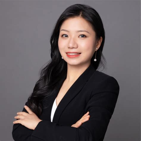 Cruz Sophie Linkedin Hanoi