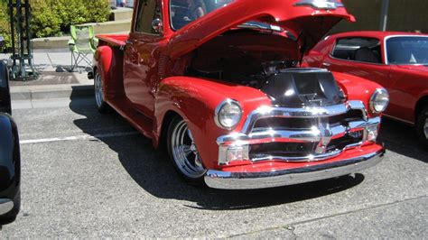 The Annual Cruzin' to Colby Show & Shine drew thousands of spectators to the downtown area to check out hundreds of vehicles, hear live music, eat food and people watch. Here are just a few ...