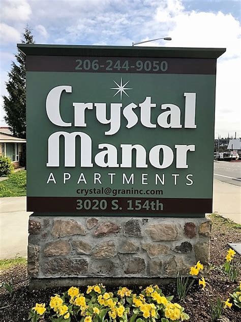 Crystal Manor - Pricing & Amenities in Adrian, MO - Seniorly