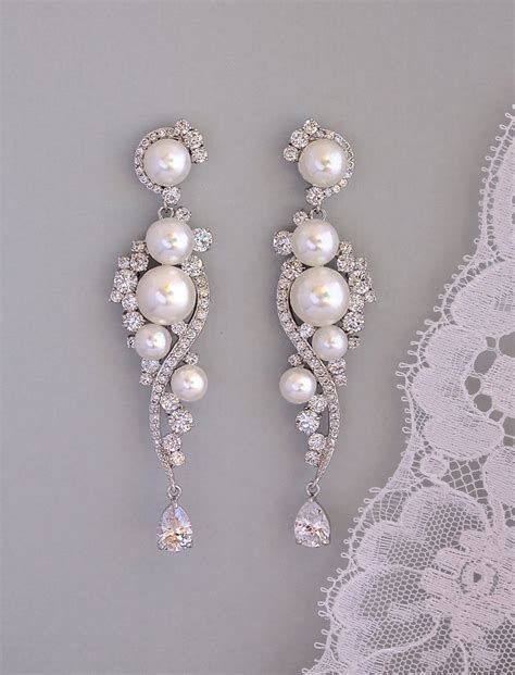 Crystal and Pearl Earrings - Etsy