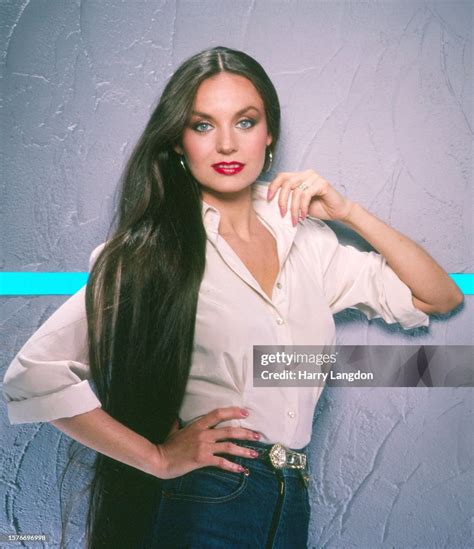 Crystal gayle