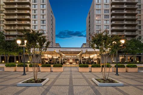 Crystal plaza virginia. Photo Gallery. All. Amenities. Classic Apartments. Standard Apartments. Premium Apartments. Neighborhood. Resort style pool with sundeck. Kitchens with plenty of … 