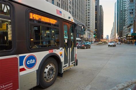 Welcome to CTA Bus Tracker. Currently: 10:09 A