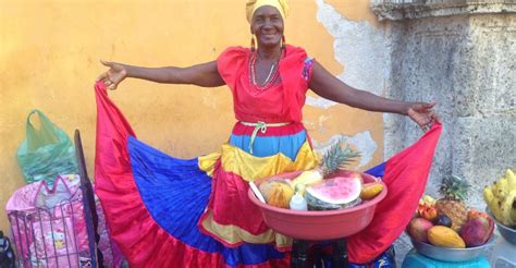 Cuba Traditional Clothing – AkoTaq