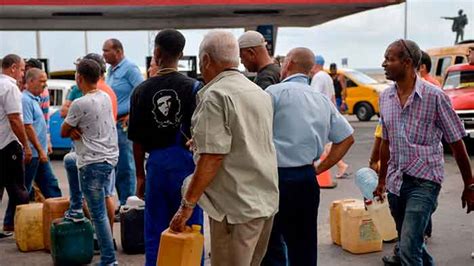 Cuba cancels events, rations sales as fuel shortages worsen
