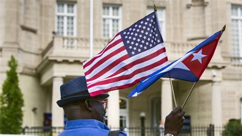 Los ciudadanos cubanos que entraron a Estados Unidos entre el 12 de enero del 2017 y el 17 de noviembre del 2021, que fueron registrados por las autoridades migratorias con un permiso de libertad .... 