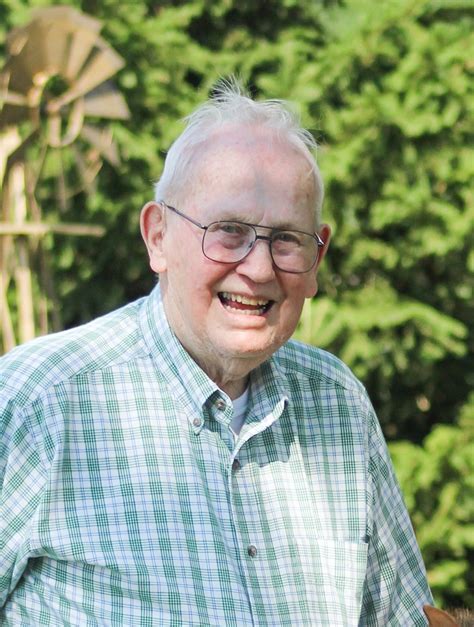 HENRY E. “SHORTY” AUMANN JR., age 84, of Loyal, WI, passed away at home on Thursday, September 1, 2022 surrounded by his loving family, after a 6-year battle with Mesothelioma. Funeral services will be held at 12pm on Wednesday, September 7, 2022 at St. Anthony Catholic Church in Loyal. Rev.. 
