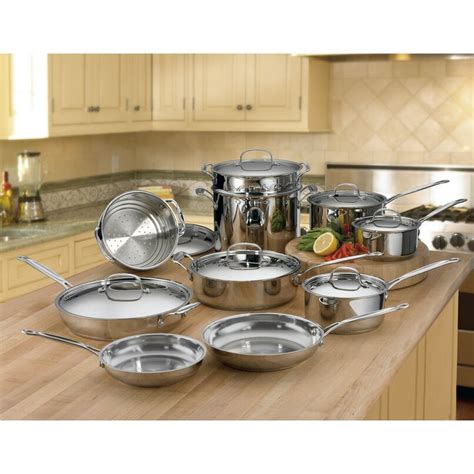 Cuisinart Chef’s Classic Stainless Steel 17-Piece Cookware Set