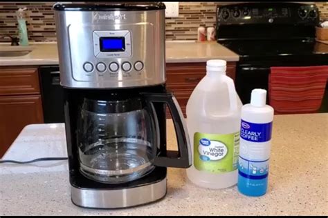 Cuisinart coffee maker cleaning. Things To Know About Cuisinart coffee maker cleaning. 