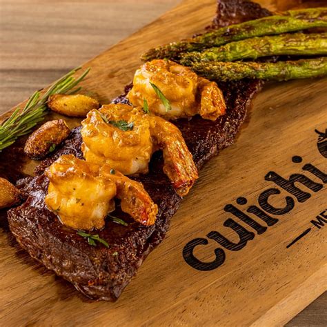 CULICHITOWN restaurant is dedicated to the typical dishes of the city of Culiacán, Sinaloa, Mexico; a place that is distinguished by its wide gastronomy being seafood the basic ingredient in the preparation of the products that are in the state consumed.. 