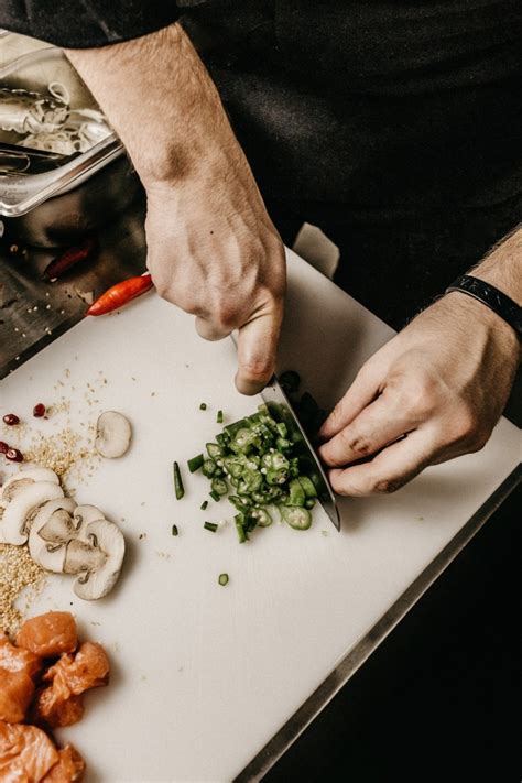 Culinary schools in san francisco. First Class Cooking, San Francisco Classes are designed to appeal to the most novice of cooks while also offering lots of information, kitchen tips, and culinary advice to more … 