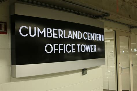 Cumberland Center II — Square One Signs