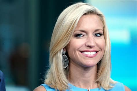 Current fox news anchors female. Jennifer Griffin currently serves as the Chief National Security correspondent for FOX News Channel (FNC). She joined FNC in October 1999 as a Jerusalem-based correspondent. Prior to that she ... 