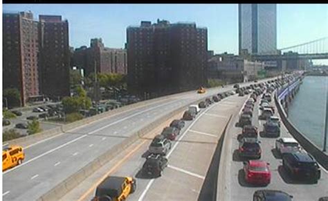 Protestors blocked roads and the FDR Drive on Monday morning, causing traffic and delays from approximately 9 to 19:45. All northbound lanes of the FDR Drive were closed at Jackson Street in .... 