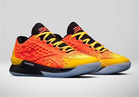 Curry 1 low. Along with the Curry 10, Under Armour and Steph Curry are also dropping a matching Curry 1 as part of their “Sour Patch Kids” range.. As an homage to the player’s well-documented love for the candy, the Under Armour Curry 1 “Sour Patch Kids” sports the same bold colors of the sweets, such as “Hyper Green” and “Team Orange”, which are seen … 