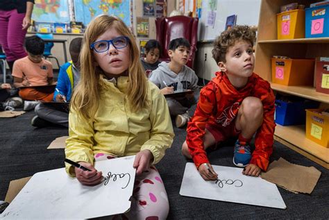 Cursive writing was so yesterday in California, but in 2024 it’s back in class