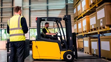 Curso de forklift cerca de mi. The classes are interactive and informative, and will teach you everything you need to know to operate a forklift in a work environment. Forklift Academy. Miami. 4153 NW 135th St. OpaLocka, FL. 33054. (305) 503-5938. Click here for Directions. Hours: Mon – Fri 9am- 5pm; Sat 8:30am – 2:00pm. 