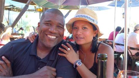 Viollette Menefee, is well known as Curt Menefee wife is originally hailing from Oak Park, Illinois, engaged on July 19, 2012, and married on May 31, 2013. Skip to …. 