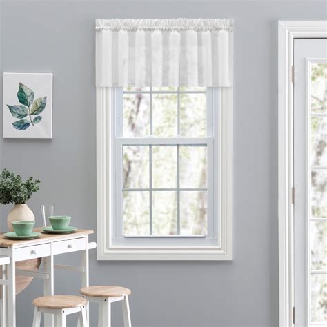  Window treatments — such as window curtains and window shades — improve a room's aesthetic value while providing privacy and security. Our selection offers a variety of styles, sizes and features to choose from, including dining room drapery, decorative kitchen curtains, bathroom blinds and themed curtains for children's rooms. . 