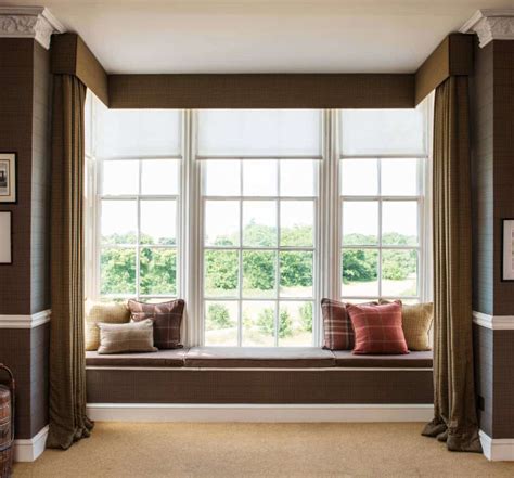 Curtains for a bay window. 18 Nov 2021 ... We used a wave pleat curtain on a regal glide pole and rail. This is a really original way to hang curtains with the ease of a rail but the ... 