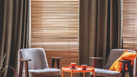 Curtains vs blinds. Drapes are heavy, lined curtains that block out light and provide insulation. Curtains are lighter and unlined, allowing more light through. Shades are made of fabric or natural materials and can be raised or lowered. Blinds are made of … 