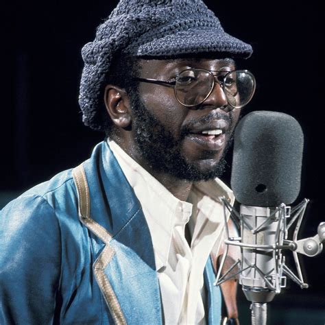 Curtis mayfield songs. Dec 26, 2022 · A giant in soul music and beyond, Curtis Mayfield enjoyed his first hit record in 1958, and his songs still resonate today. So often thought of as a boss of the funky soundtrack, the Chicago superstar’s range actually spread from gospel to R&B, soul to pure pop, and his songbook was bulging with brilliant and thoughtful material that other people turned into hits, including Major Lance ... 