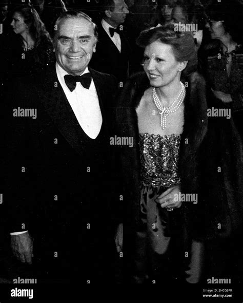 🍆 Curvy_Wife1985 Leaks [CLIP] 68 Photos