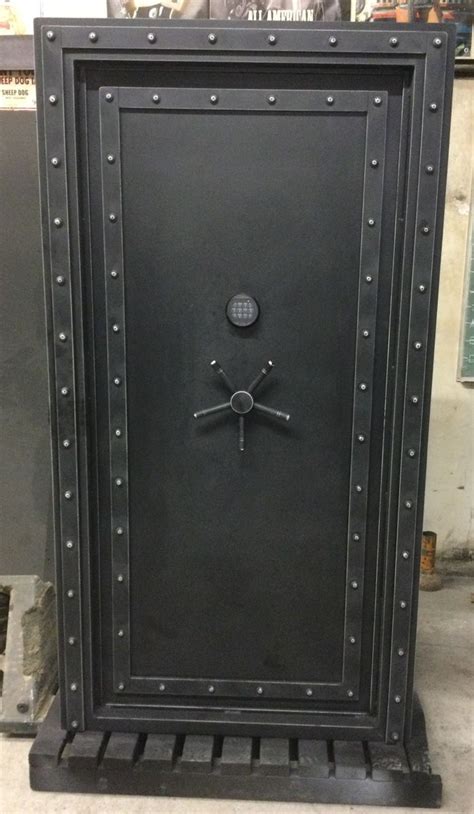 Custom and Stock Vault Doors Made in the USA - Building Vault Doors …