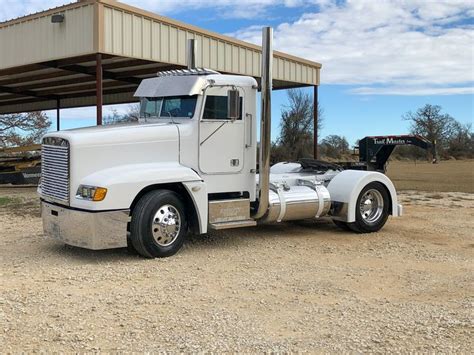 Save. Class: Lifting, 2001 Freightliner FLD120VIN 1FVMALAV21LK00991559, 833.1Heavy Spec ten wheeler with tri-axle.Good rear rubber,CAT motor.8LL transmission.425 Front.Over 50% with large Crabe.20” Bed Truc... See all seller comments. $55,000 USD. Get Financing.