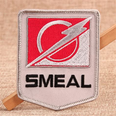 Custom patches no minimum. The/Studio offers custom patches with no order minimums and free shipping. Choose from different patch types, materials, shapes, colors, and thread options to make your own unique patch online. 
