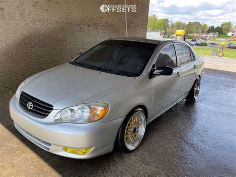 Customized Toyota Corolla 2004 Modified