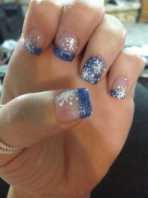 Cute acrylic nails winter. Mar 27, 2023 · Soft Skittles. The Skittles mani, a.k.a. rainbow nails with a different shade on each nail, was one of the biggest trends of the past three years. Update it for 2023 with a more neutral, muted ... 