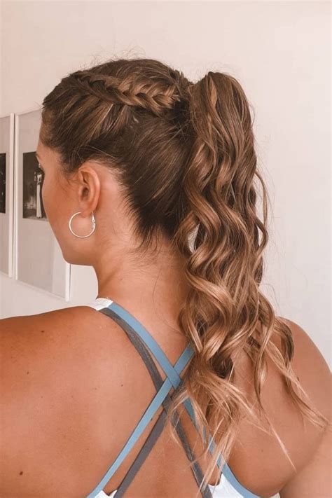Cute easy volleyball hairstyles. hey there! This video is for anyone who wants to add a little spice to the hair without spending more than 5 minutes and with only one hair tie! Hope you enj... 