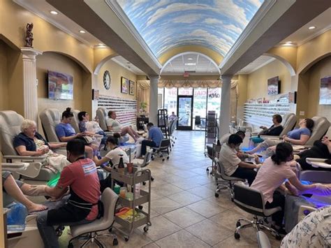Cute nail and spa - henderson reviews. Reviews for Rau's top notch nails Write a review. Jul 2020. ... Top Nails Spa - 284 E Lake Mead Pkwy, Henderson. Head 2 Toes Beauty Salon - 210 N Boulder Hwy #130, Henderson. Related Searches. Beauty Salons. Hair Salons. Waxing. Skin Care. Best Pros in Henderson, Nevada. Ratings Facebook: 5/5 