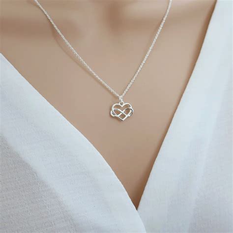 Cute necklaces for girlfriend. Things To Know About Cute necklaces for girlfriend. 