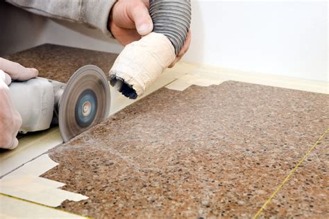 Cutting granite countertops. If you’re working with sharp corners, ensure the straightedge makes a 90-degree angle with the countertop to get a straight cut. Cover the cut line with blue tape to reduce chipping as you cut. Whether you use an angle grinder or a circular saw, work the tool gently. If you can’t cut the countertop by running the device once, run it twice. 