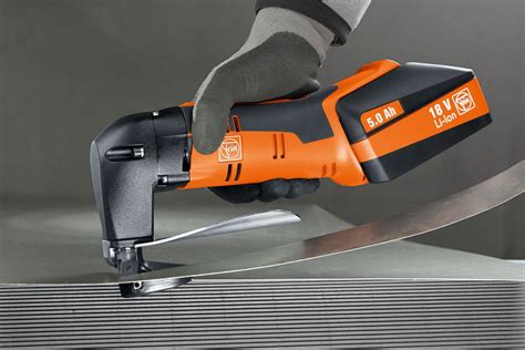 Cutting of sheet metal. May 24, 2019 · Makita JN1601 16 gauge nibbler 5 amps. I like the easy-to-control handle because of the weight and grip when cutting corrugated metal sheets. Cut with five amps of power built into the machine. Cuts through ribbed corrugated roofing building sheets easily. Easy to get professional-looking results and can cut complex curves and intricate shapes. 