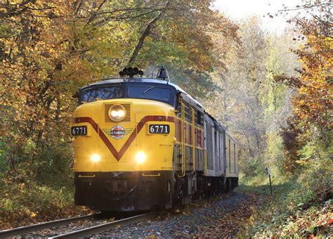 Cuyahoga railroad. Tips for Planning your trip on the Cuyahoga Valley Scenic Railroad. 1. Purchase your tickets in advance. If you plan to select the first class or dome … 