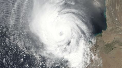 Cyclones are getting frequent on India’s west coast, yet states are ...