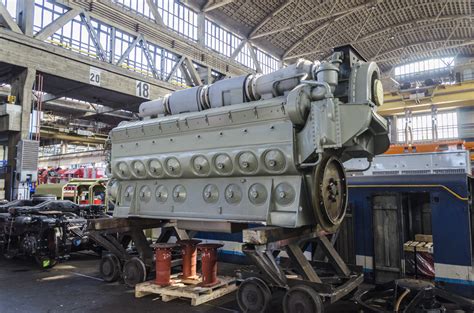 Cylinder Emd Engine