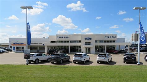 Cypress Motors Ford - Maple Creek