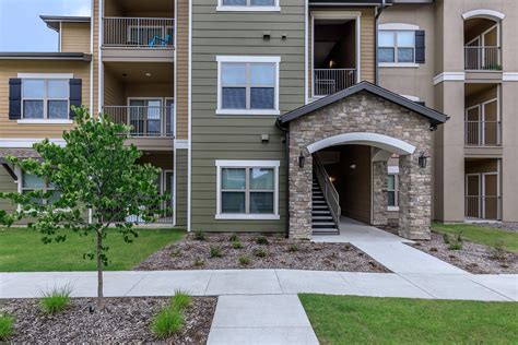 549 River Oaks Blvd #1106, Waxahachie, TX 75165 is an apartment unit listed for rent at $1,906 /mo. The 1,122 Square Feet unit is a 2 beds, 2 baths apartment unit. View more property details, sales history, and Zestimate data on Zillow..
