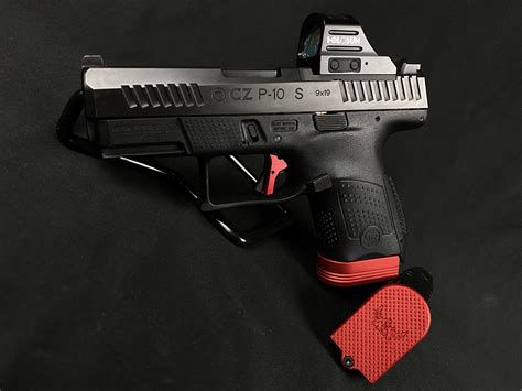 General Accessories. Crimson Trace – Lasergrip for full-size CZ 75s as well as rail-mounted lasers. Killer Innovations – Manufacturer of custom CZ parts and accessories. PistolGear – Magwell and guide rod for P-10. Primary Machine – P-07/P-09/P-10 parts and accessories, barrels, milling operations for CZ slides.. 