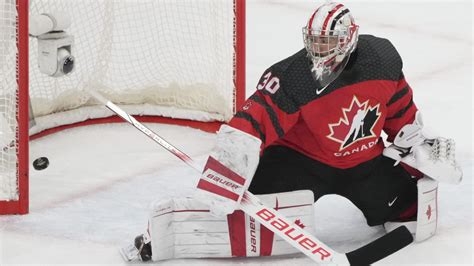 Czechia stuns Canada with late goal to advance in World Juniors quarterfinal
